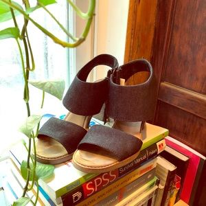 Barely worn Tom’s Majorca